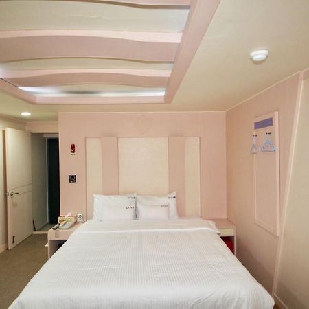 Click 21 Motel ปูซาน ภายนอก รูปภาพ